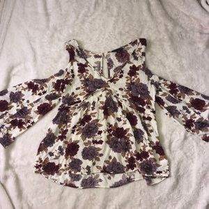 american eagle open shoulder tee